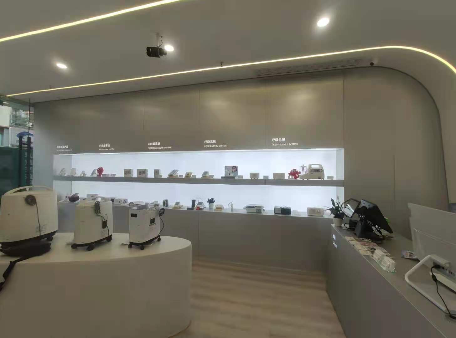 華西壩魚(yú)躍旗艦店